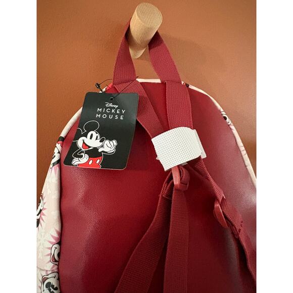 NWT Bioworld Disney Mickey Mouse Santa Hat Snowflake Mini Backpack Faux Leather main image 6